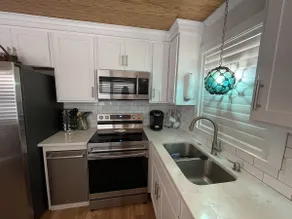 Oceanfront Bungalow | The Kooler @TopShelfStays - Image 3