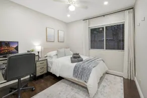 Stylish Single Story | 3Bd 2Bth | EV charger - Image 3