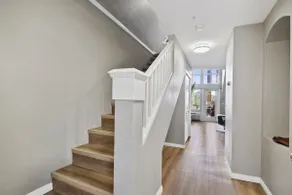 Executive Lofted Condo With Courtyard View - 314A - Image 4