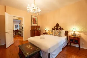 Stylish 2BR Home with Front Yard & Free Parking - Image 4