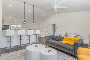 Brand New House! Hot Tub-BBQ-Gameroom-Workspace! - Image 2