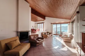 Apartment in Villa with BBQ area (Miralago) - Image 3