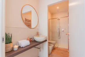 Como Dreams Apartments - Serendipity Suite - Image 4