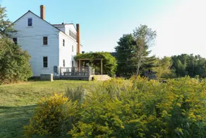 Historic Farmhouse Retreat in Boothbay - Image 2