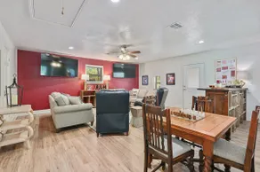 Good Bull Getaway: 3 Br + Backyard Deck - Image 2