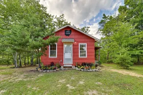 Cozy Beattyville Cabin w/ Fire Pit - Image 2