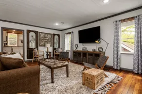 Chateau Cottage - Penthouse Downtown - Image 4