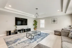 Walk to Mercedes-Benz! Centrally Located ATL Base - Image 5