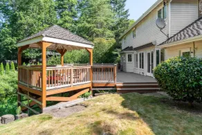 Spacious 3BR Redmond Home with Fireplace & BBQ - Image 2
