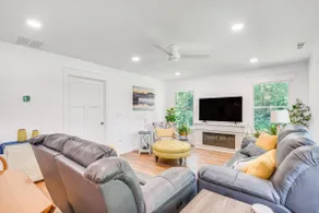 Newly Built Home Near Morrison Rockwood State Park - Image 4