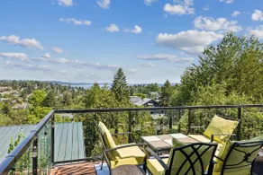 4-Bd w/ AC, Walk to Light Rail, Yard, VIEW Dog OK! - Image 3