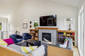 4-Bd w/ AC, Walk to Light Rail, Yard, VIEW Dog OK! - Image 4