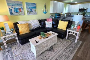 Private Lazy River Pool, 4-bed house, & dock - Image 2