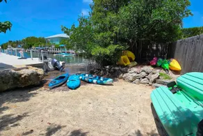 Private Lazy River Pool, 4-bed house, & dock - Image 5