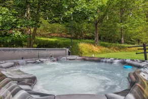 Sleeps 13, 4BR, 8BED, HotTub, Pond, Hidden Valley - Image 3