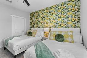 Beachy Bliss: Elegant 2BR/2BA with Pool & Gym - Image 3