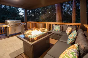 Stefenee Lodge - Base of Mt.Hood, Luxury Getaway - Image 5