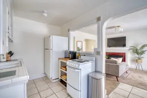 The Reed Hideaway - Cozy 1BR Duplex Retreat - Image 3