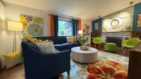 Olympia Oasis: 5br 10+ Guests - Image 2