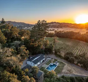 Calistoga Vista-Pool, Hot Tub - Tastings Included - Image 3