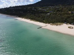 Beachside Breeze - 4pm check out Sundays* - Image 3