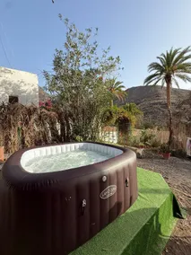 4BR Heaven close to Nature and Ocean in quiet setting - Image 2