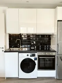 Central 1 Bedroom Apartment in Gibraltar - Image 3