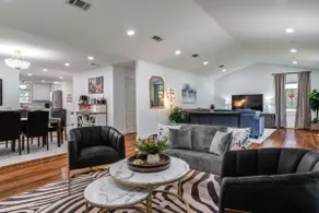 Tech Terrace, Steps from TTU, Hot Tub, Firepit - Image 4