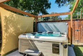 Tech Terrace, Steps from TTU, Hot Tub, Firepit - Image 2