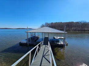 Lakefront Retreat w/Pvt Dock, Game Room, Hot Tub, - Image 5