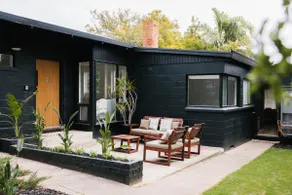 3 BR Serene Villa|Sleeps 8 Steps To Seacliff Beach - Image 4