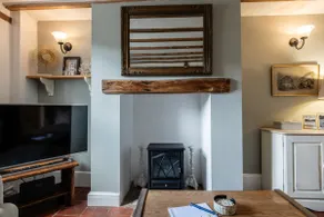 Poppy Cottage - Cosy 2 Bedroom, Perfect for Family! - Image 5