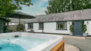 Olinda Cottage -  a ground floor bedroom that sleeps 6 guests  in 3 bedrooms - Image 4