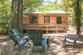 Bear Cave Cabin #11 - Rocky Point Cabins - Image 2