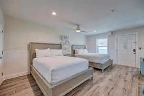 Saltwater Suites, 207 Queen 2nd Floor - Image 3