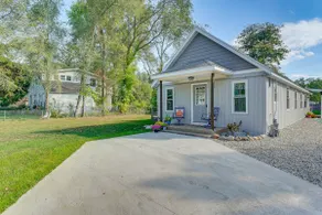 Wayland Retreat w/ Deck: Walk to Downtown! - Image 2