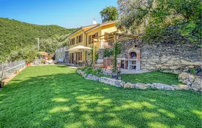 Beautiful Home In Recco - Image 2