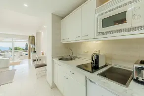 Anna & Tomas's Apartments, 2-bed apartment 2 - Image 4