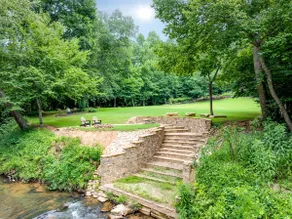 Soque River Sanctuary – Scenic Retreat with River - Image 2