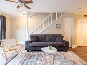Relax & Recover Townhouse - Image 2