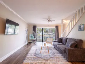 Relax & Recover Townhouse - Image 3