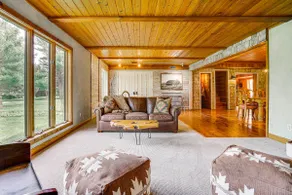 Picturesque Lake Elmo Cottage w/ Fire Pits! - Image 5