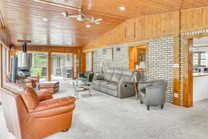 Spacious Ohio Family Home on 5-acre Property! - Image 5
