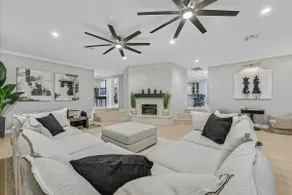 Luxury 5BR Retreat Pool Hot Tub Gym 7000sqf - Image 2