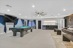 Luxury 5BR Retreat Pool Hot Tub Gym 7000sqf - Image 3
