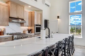 Whitewater Villa! Signature BV South Main Manor! - Image 2