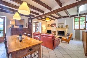 Villa with pool in the countryside - Image 4