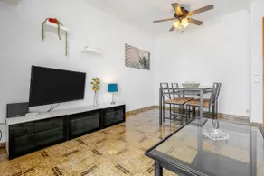 Apartment 'Sant Carles' with Sea View, Balcony and Wi-Fi - Image 5