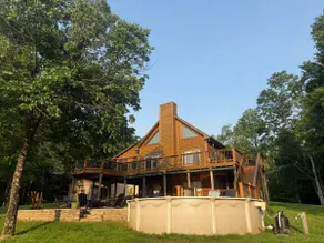 9 Oaks Log Cabin | Private Pool, Hot Tub + Lake - Image 5