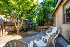 2BR Bungalow - Private Yard - Off-Street Parking - Image 5